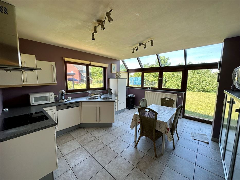Absil Immobilière vous présente une jolie Villa