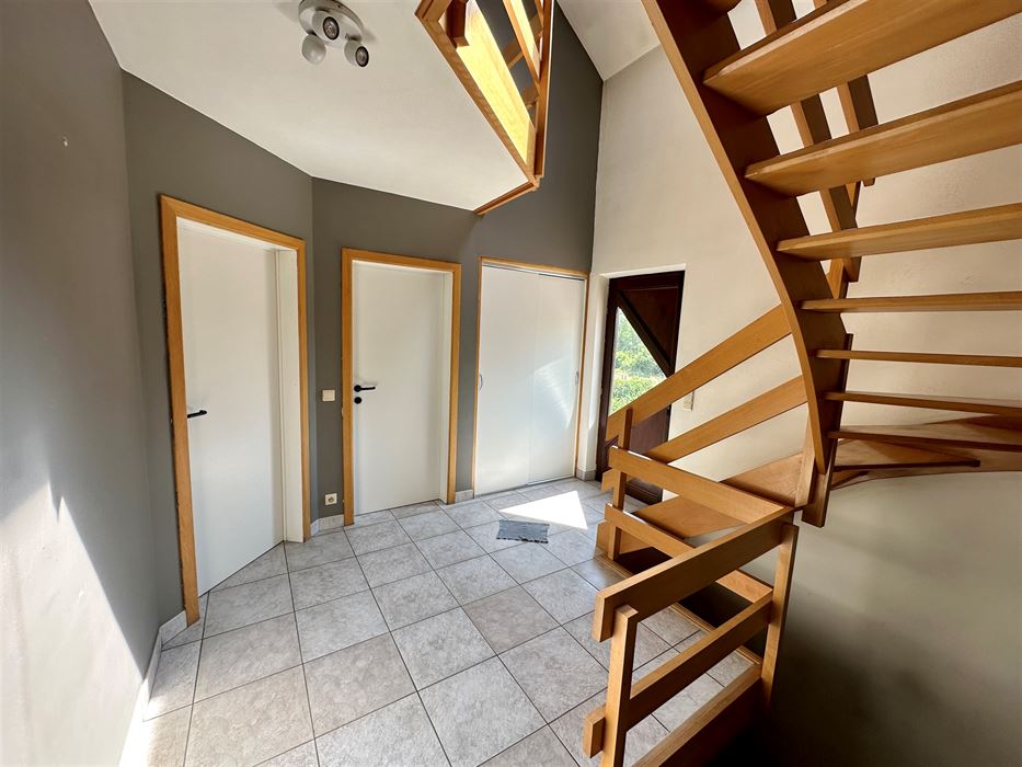 Absil Immobilière vous présente une jolie Villa