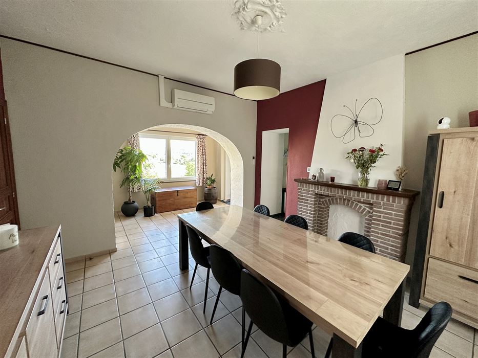 Absil Immobilière : Maison villageoise 6 ch avec piscine