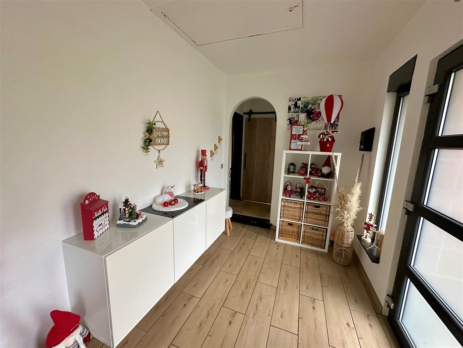 Absil Immobilière vous présente une maison de plain pied 2ch