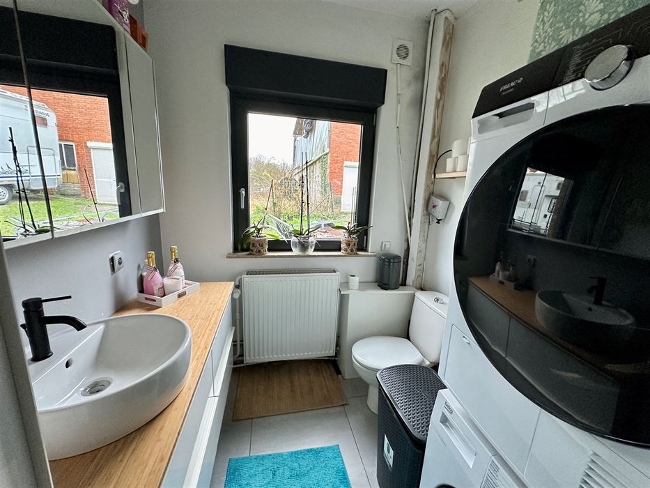 Absil Immobilière vous présente une maison de plain pied 2ch