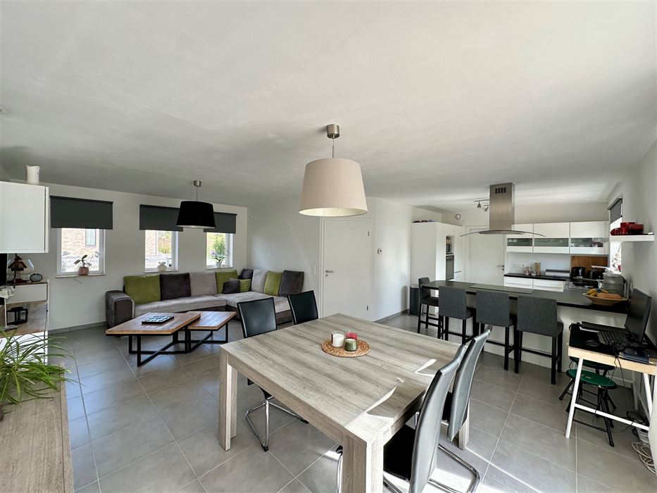 Absil Immobilière vous présente une villa avec piscine