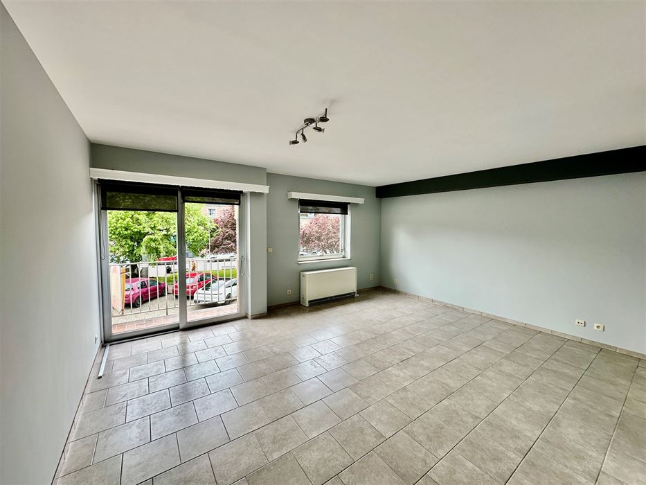 Absil Immobilière vous présente un bel appartement 2 ch rénové