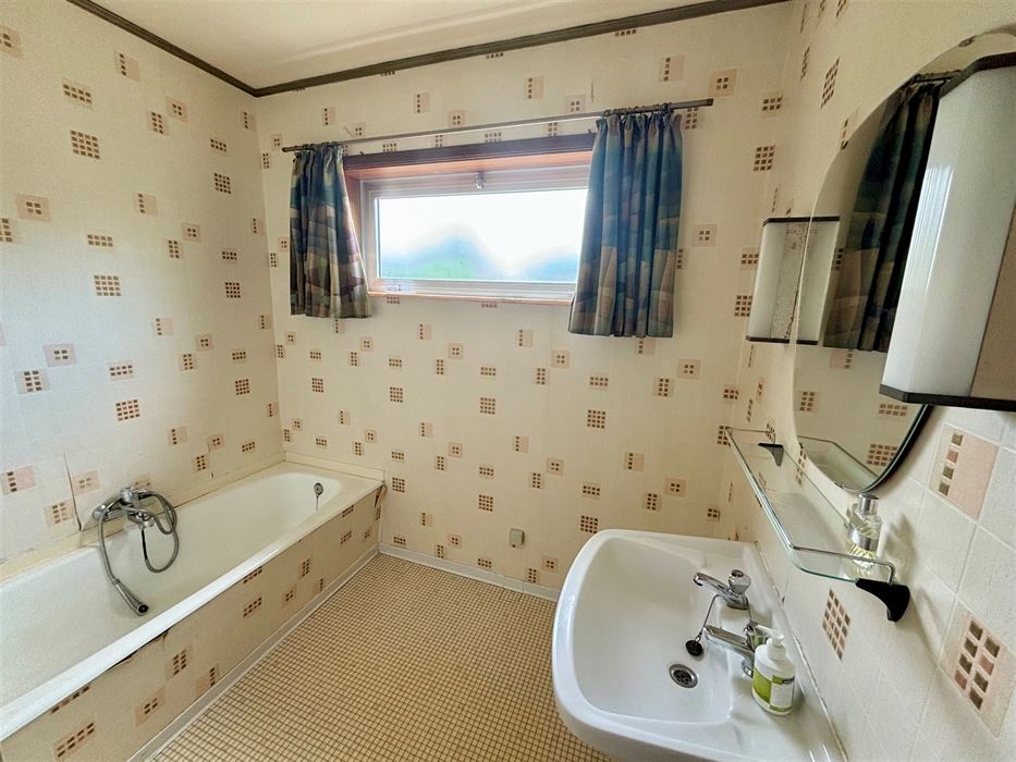 Absil Immobilière vous présente une Villa 4ch