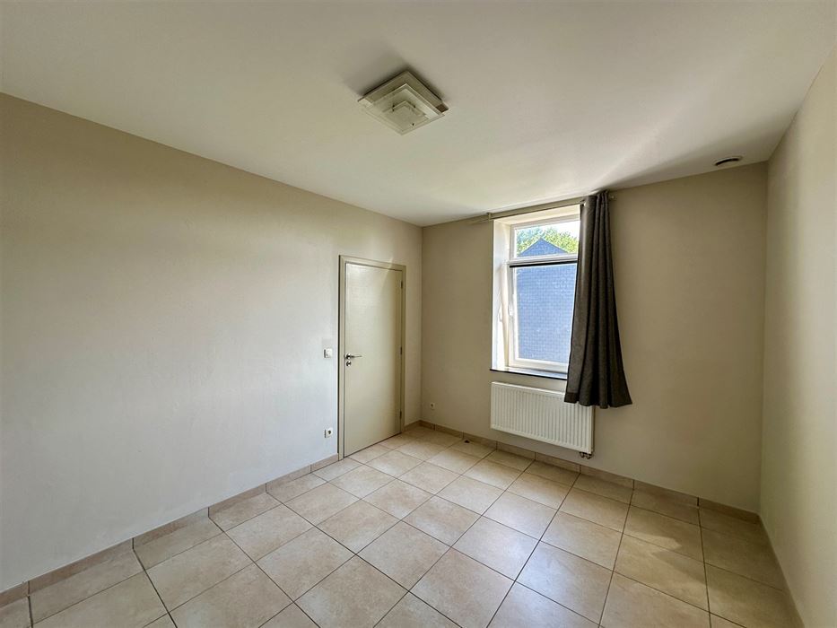 ABSIL immobilière vous présente appartement 2 ch avec terrasse