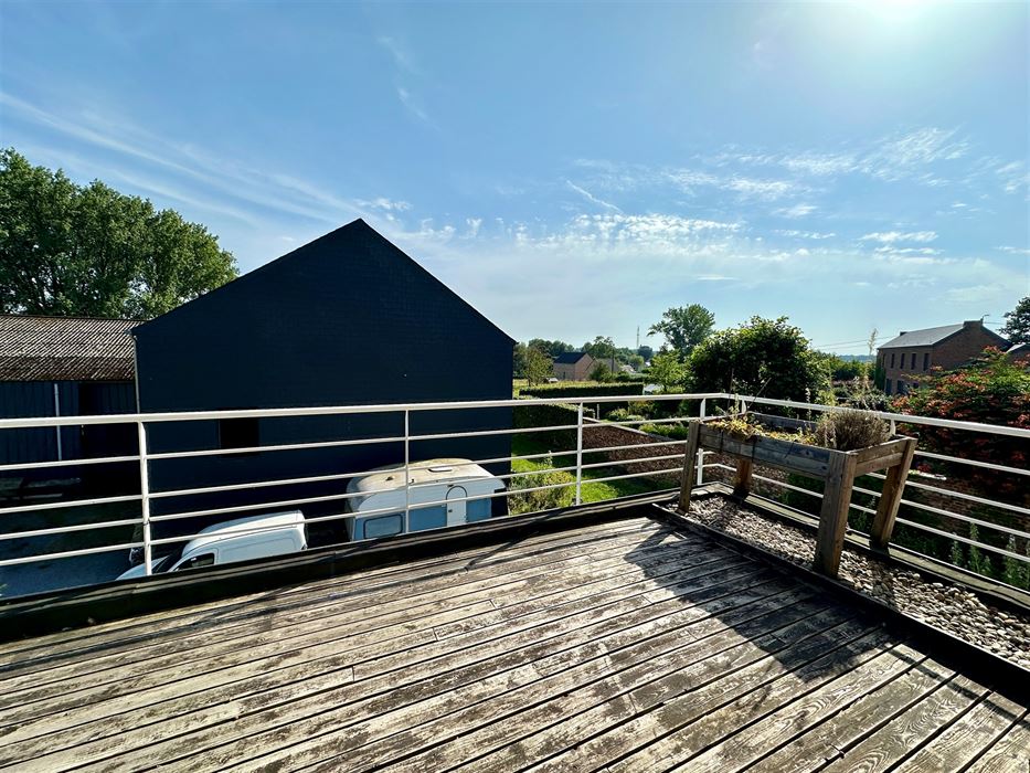 ABSIL immobilière vous présente appartement 2 ch avec terrasse