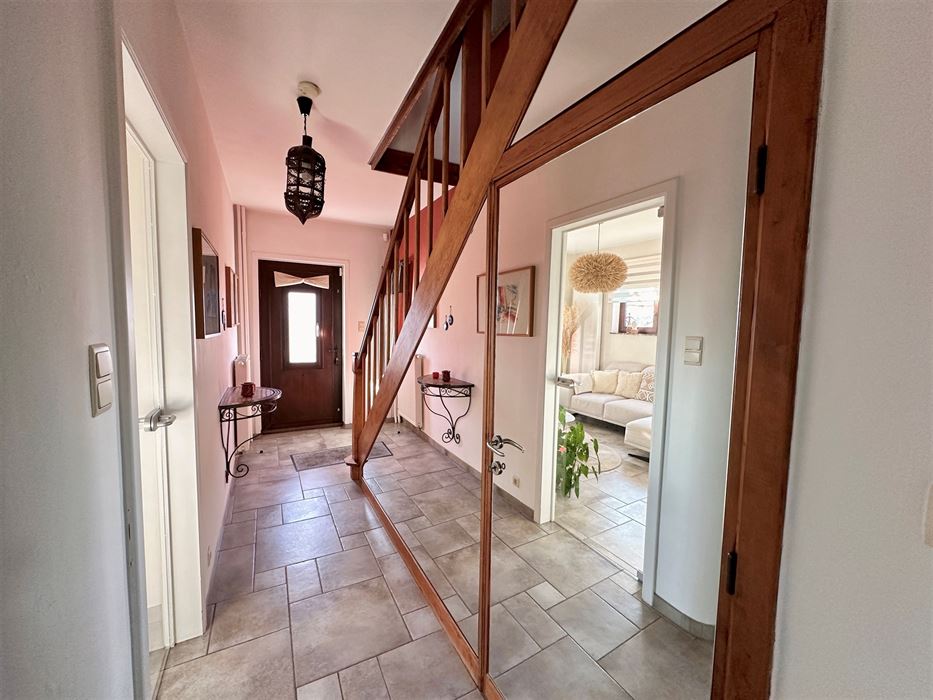 Absil Immobilière vous présente une jolie maison 3ch