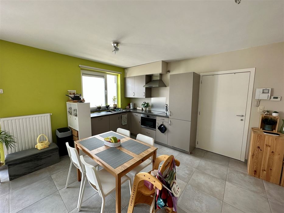 ABSIL IMMOBILIERE vous présente un bel Appartement 2 chambres