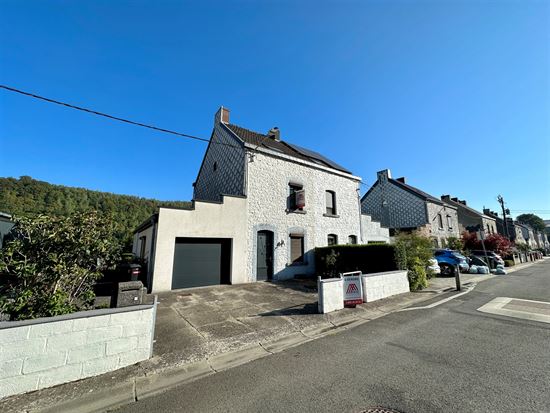 Absil Immobilière vous présente une maison au bord de Meuse